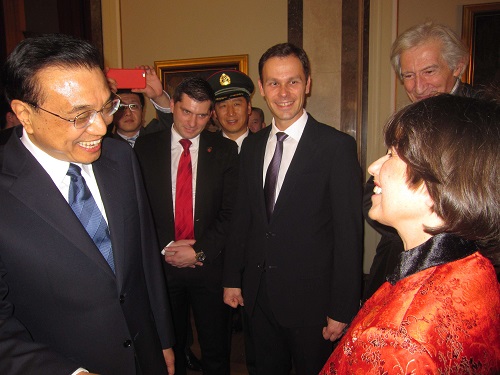 图片4.jpg 图片4.jpg